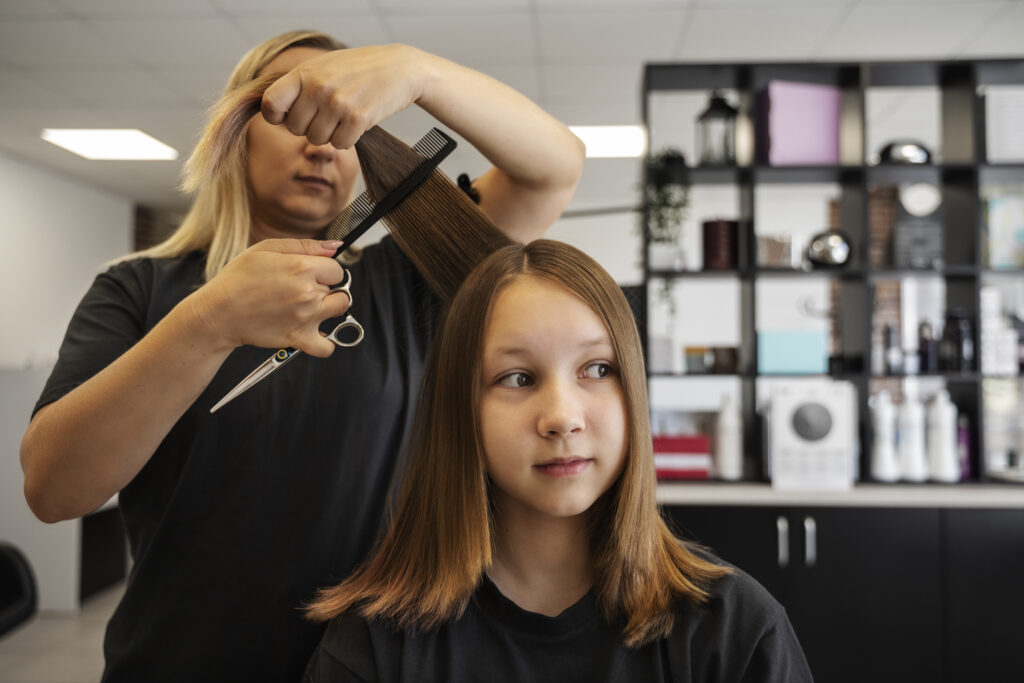Salon vs. Online: Why Buying Hair Extensions at a Beauty Salon Near Me Makes Business Sense