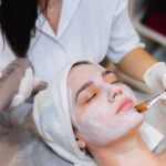 facial in women salon Oakville or beauty salon Oakville